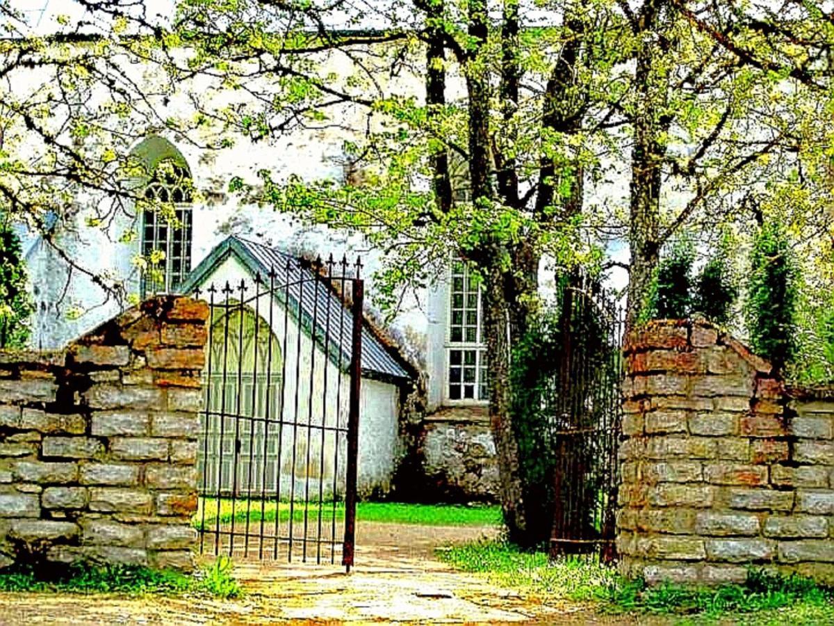 Kadrina St. Catharine'S Guesthouse ภายนอก รูปภาพ